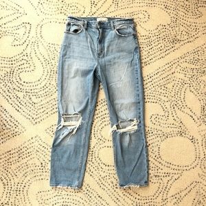 Abercrombie Ultra High Rise Ankle Straight Jeans